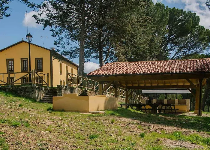 Centro Río Lobos Apartamento *